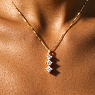 Trois Pendant